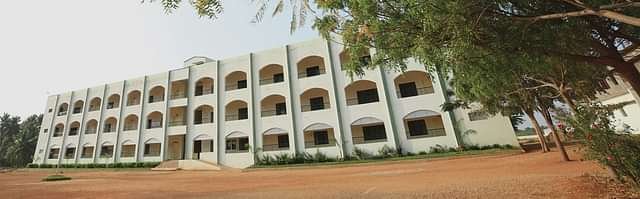 Senthamarai_College_of_Arts_&_Science